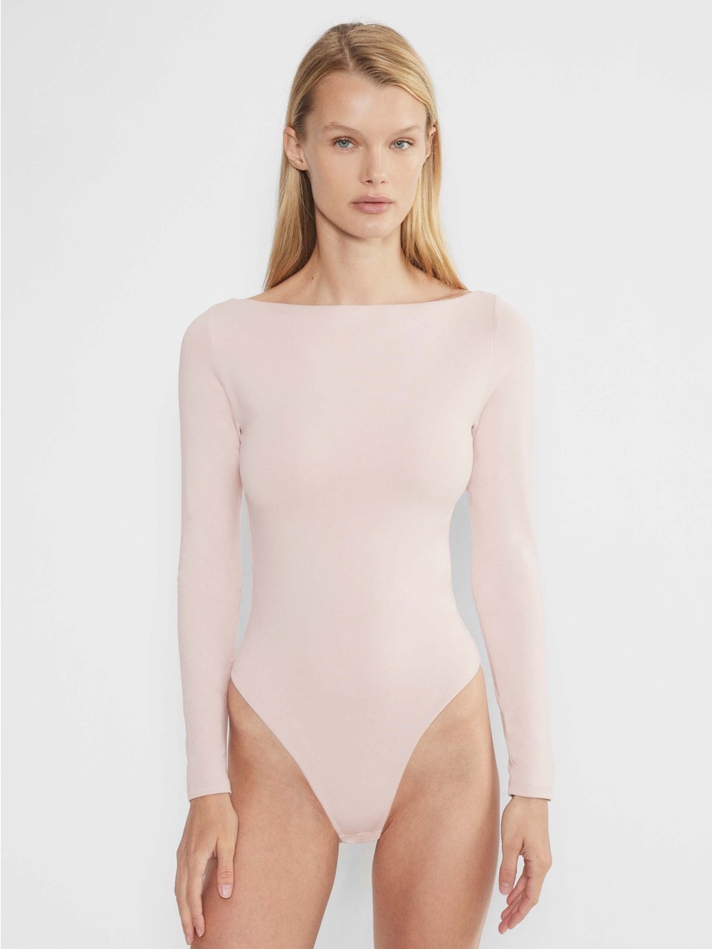 ARITZIA | Contour Boatneck Whitney Bodysuit